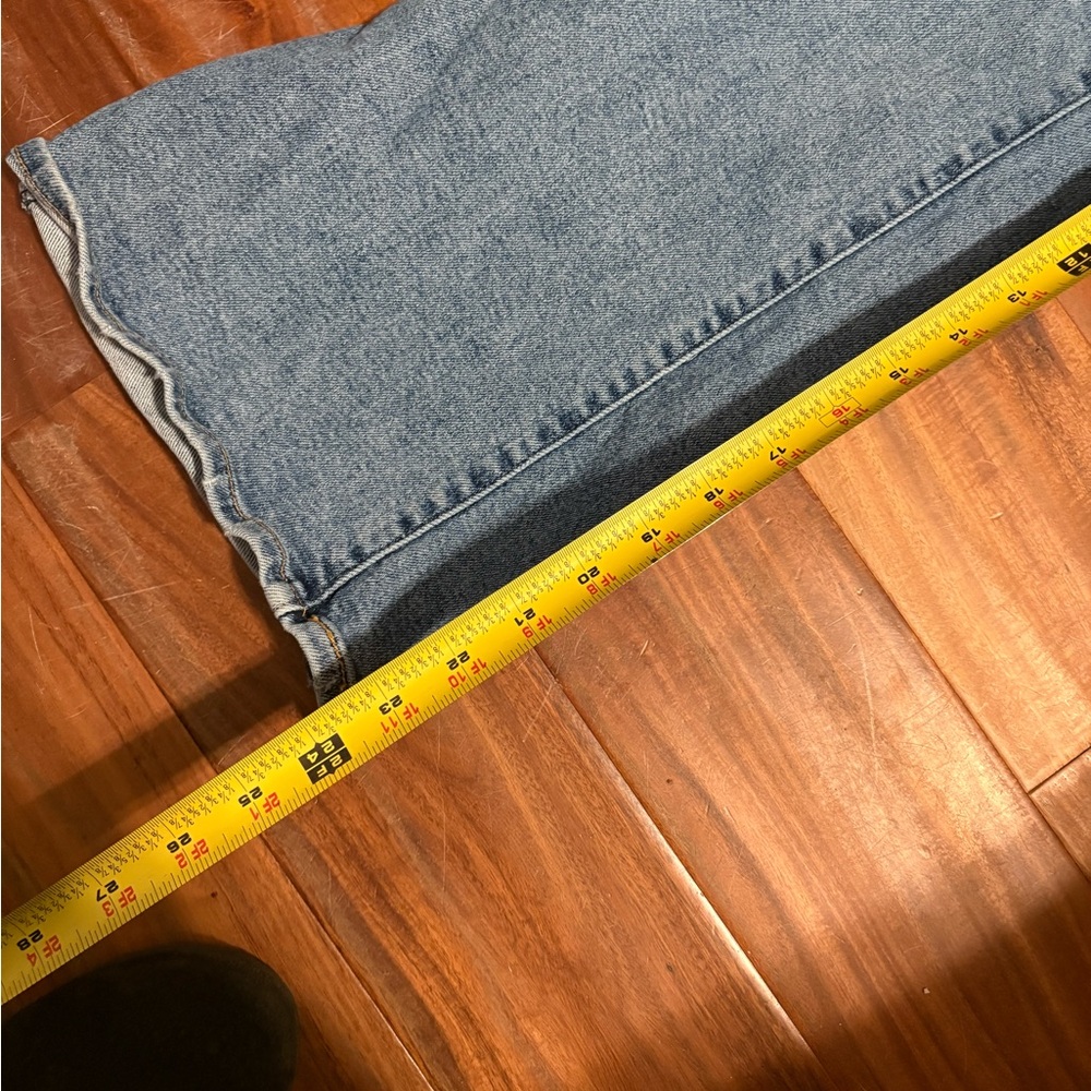 Levi’s High Waisted Crop‎ Flare Jeans Medium Wash (0374) - Picture 2 of 8